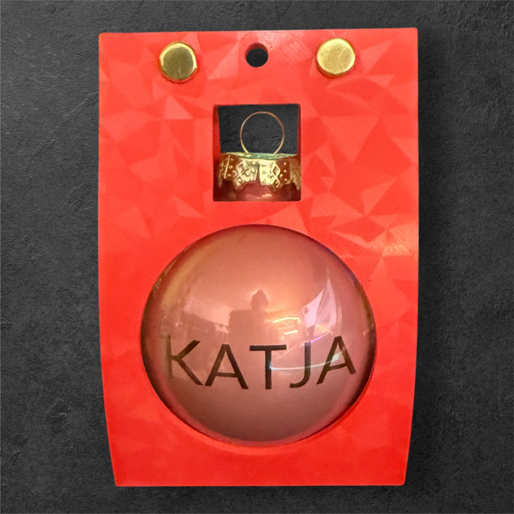 Gelaserte Glas-Weihnachtskugel mit Ihrem Namen!