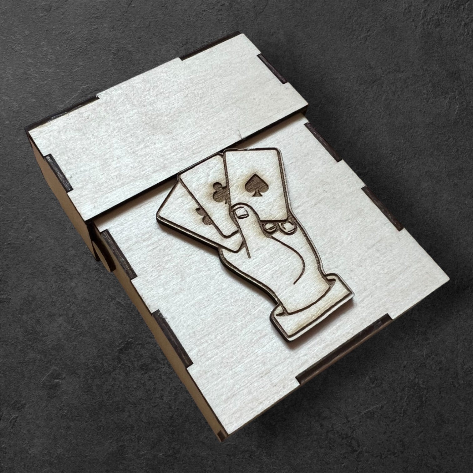 Karten Box aus Holz, individuell gelasert, mit Schiebedeckel