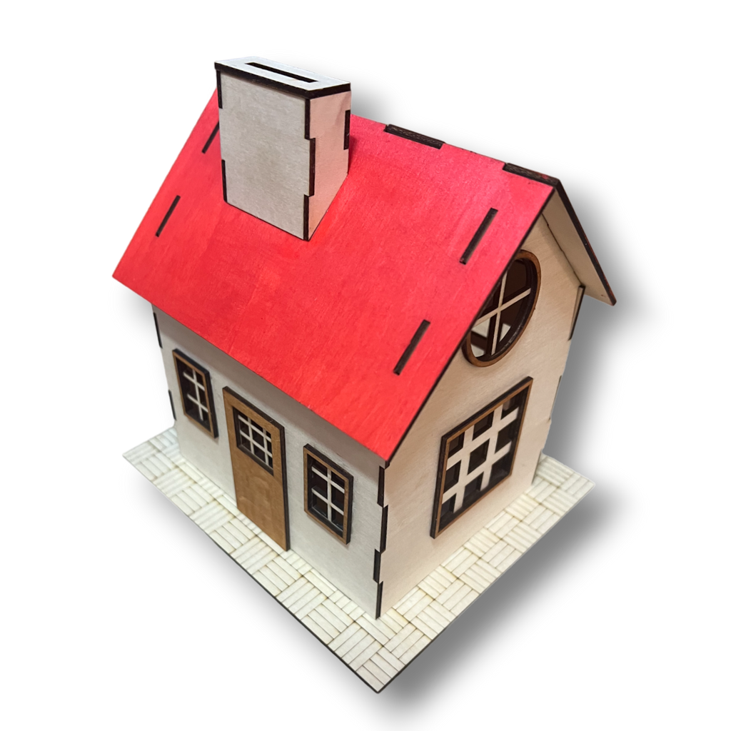 Haus-Spardose mit individueller Gravur auf dem Dach